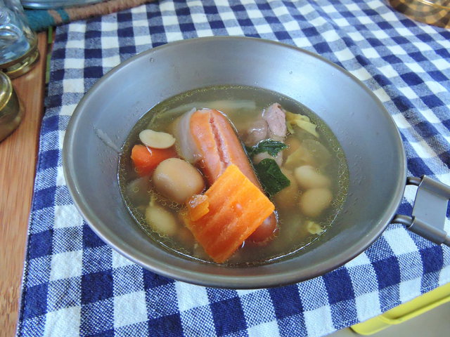 東古屋湖でソロキャンプ