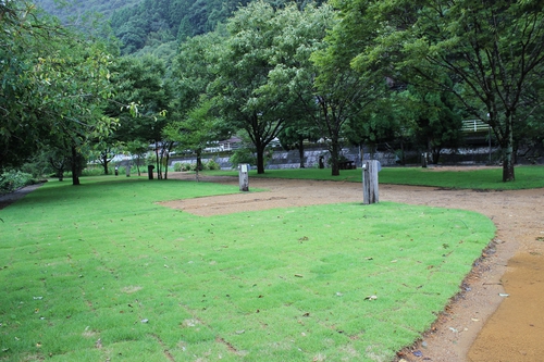 「安田川アユおどる清流キャンプ場」施設・周辺情報