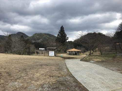「星ケ窪キャンプ場」施設情報