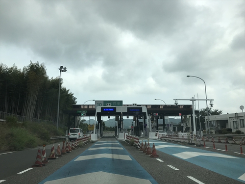 週末は川遊びでした