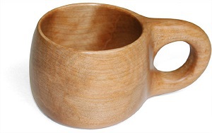 木のカップ