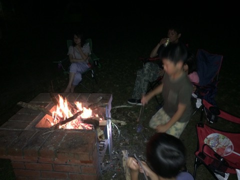 邑南町青少年旅行村でプールキャンプ！