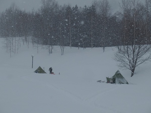 雪中３ソロ　ソロキャンプ