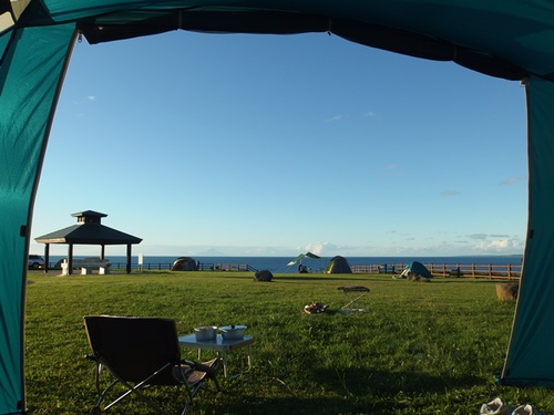 青い空と青い海　ここが１番みさき台キャンプ場
