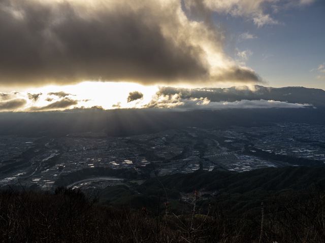 CAMPING IN JINBAGATAYAMA ② 〜陣馬形山 伊奈平之夜景 編