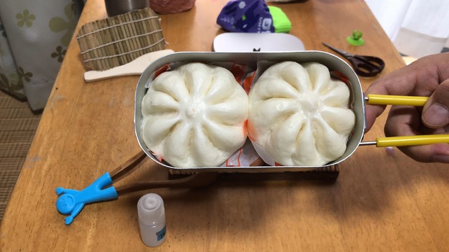 ダイソーメスティンでピザまんを蒸しスノコ無しで２個蒸してみた