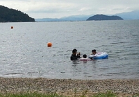 湖水浴～(*^^*)