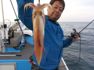 釣れなくなって来ました