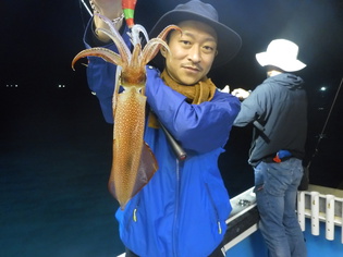 イカ釣りに・・