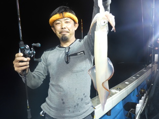 イカ釣りに・・