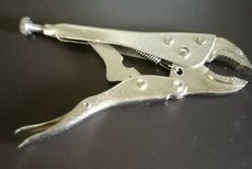 DAISOでフィッシュグリップ風なものを見つけました