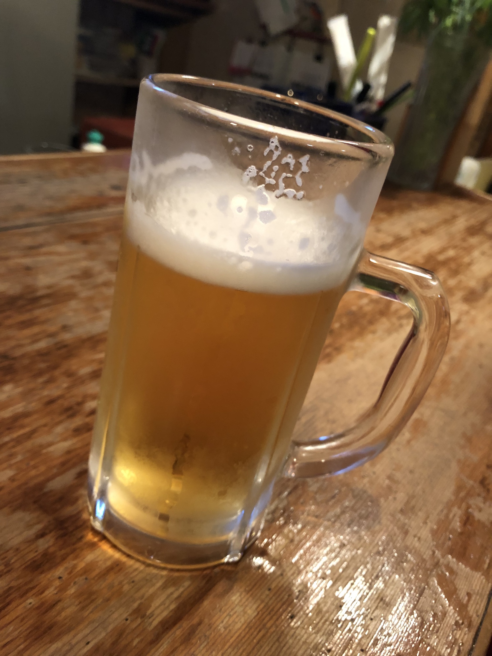 地方の居酒屋で。