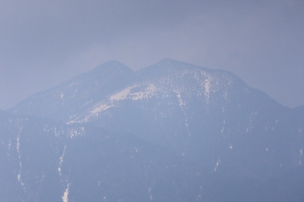 麻布山～前黒法師山～バラ谷の頭