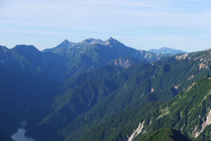 蓮華岳～針ノ木岳～赤沢岳～岩小屋沢岳　②針ノ木岳～スバリ岳～赤沢岳～鳴沢岳～岩小屋沢岳編
