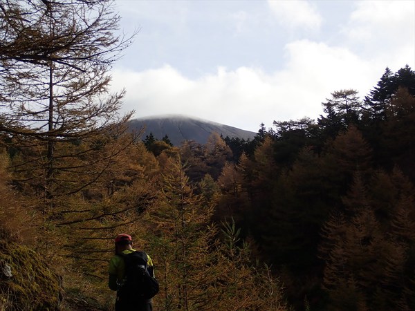 天狗温泉より浅間山外輪山～前掛山