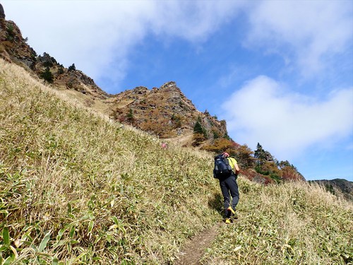 天狗温泉より浅間山外輪山～前掛山