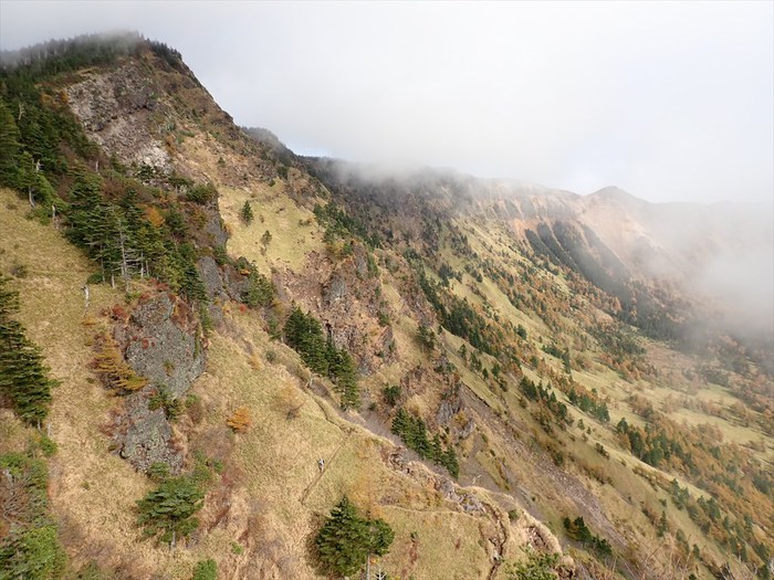 天狗温泉より浅間山外輪山～前掛山