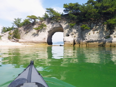 神々の住む島　〜 前編 〜