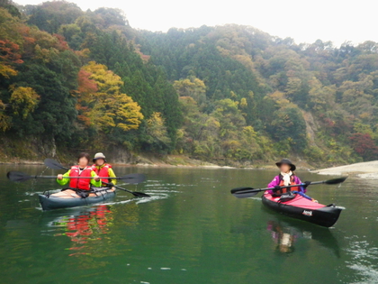 2014 鮭の遡上！ のんびり川下り♪