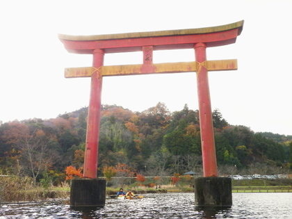 2014.11.30  紅葉の亀山湖♪