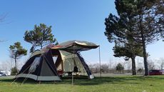我が家の格安幕が昨年の台風と同様の大ピンチ！　三重緑地公園キャンプ場 2020/01/13 15:08:34