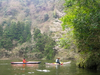 のんびり亀山湖を散策 ♪