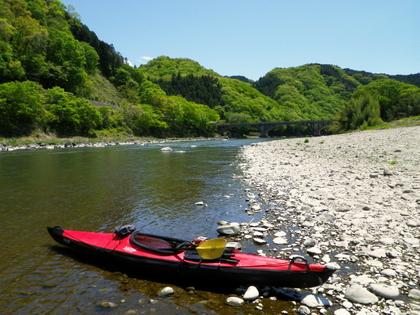 のんびり川下り ♪