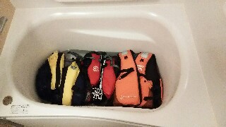 ライフジャケットの塩抜き(笑)