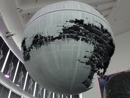STAR WARS展＠平日雨降りの六本木ヒルズまで