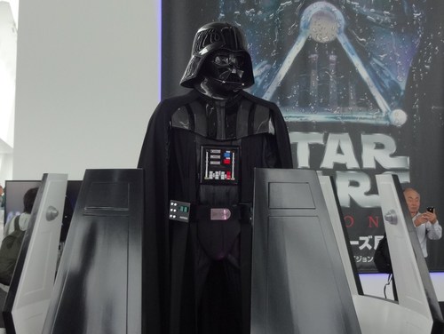 STAR WARS展＠平日雨降りの六本木ヒルズまで