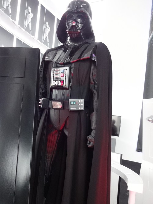 STAR WARS展＠平日雨降りの六本木ヒルズまで