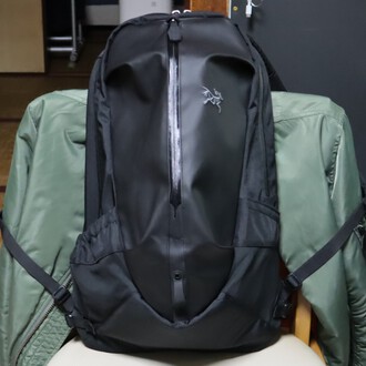 ARC’TERYX ARRO 22 Backpack CarbonCopy 24016