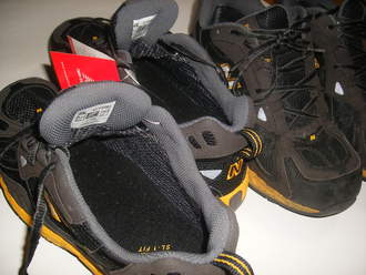new balance #07 MT703G Trail Walking BY 9.0 EE ④