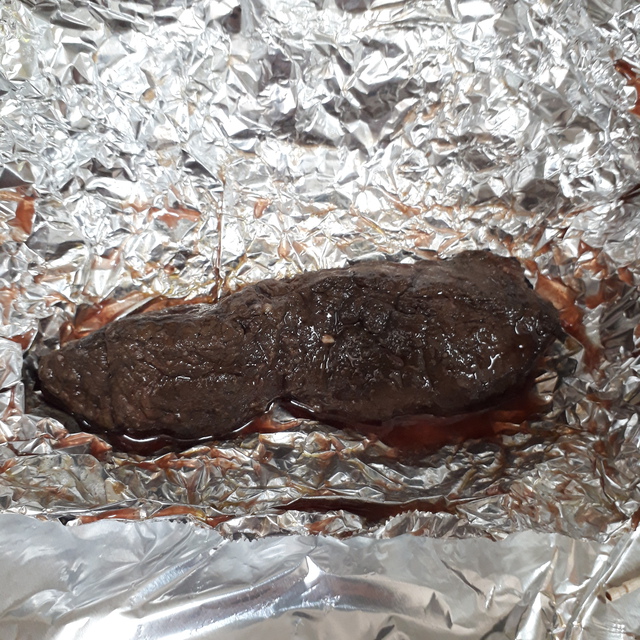 ダッチオーブンでジビエ料理
