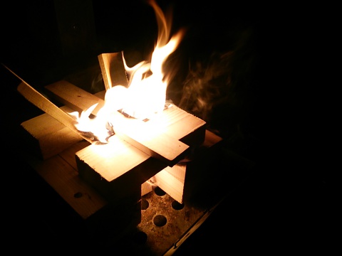 金曜夜は青野原オートキャンプ場で焚き火ナイト