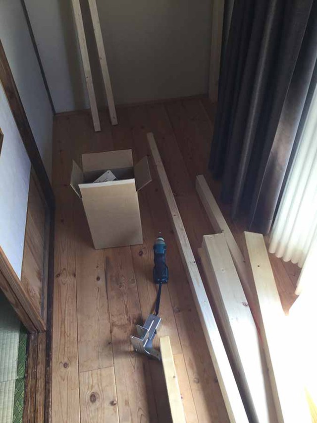 2×4材でキャンプ道具ラックを作った