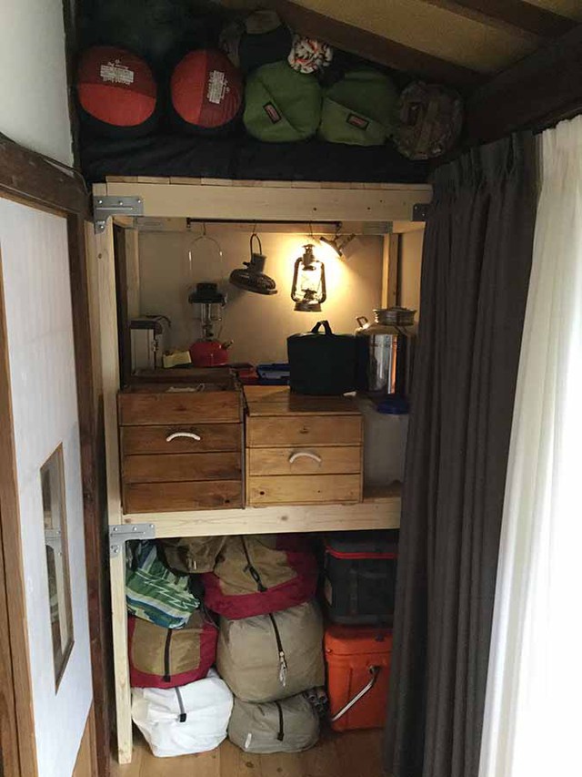 2×4材でキャンプ道具ラックを作った