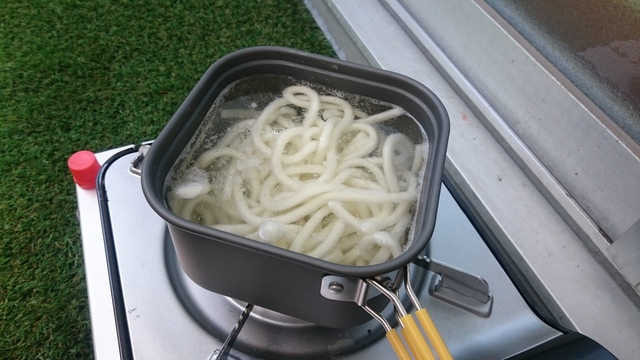 ベランダサイトで昼食
