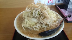 新店　麺屋彩彩