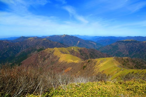 GW 2330Kmの旅⑤（絶景の剣山&次郎笈）