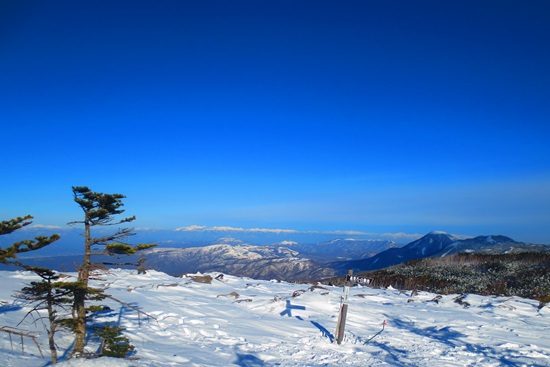 黒百合ヒュッテ泊で天狗岳と中山♪　その２