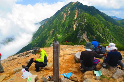 2016夏休み縦走　2日目（登って下ってスゴ乗越♪）