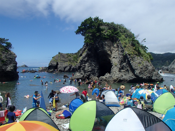 キャンプへ行きたい シュノーケリングスポット ヒリゾ浜14夏