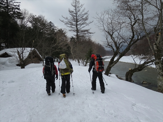 上高地で雪上キャンプ～♪　②