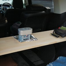 車中飯用テーブル
