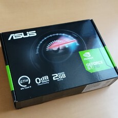 安いグラボでデュアルモニター化