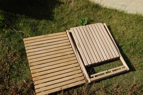 TARASH STAND TABLE