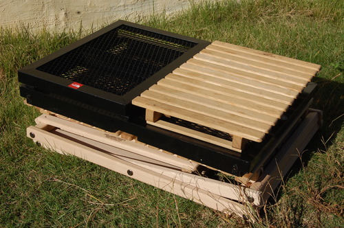 TARASH STAND TABLE