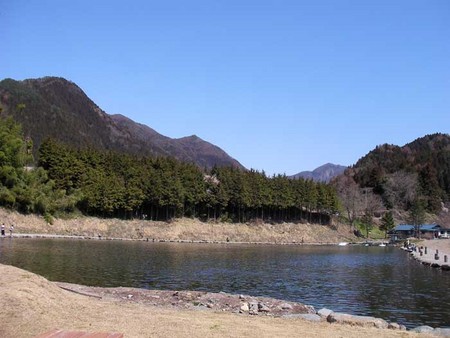 朝一はまだ真冬inレイクフォレスト