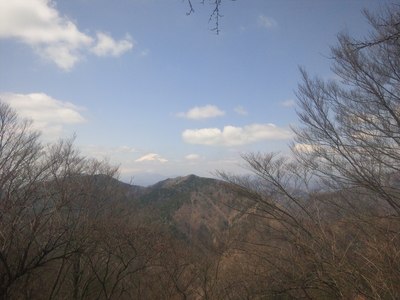 鍋割山（櫟山・栗ノ木洞経由）